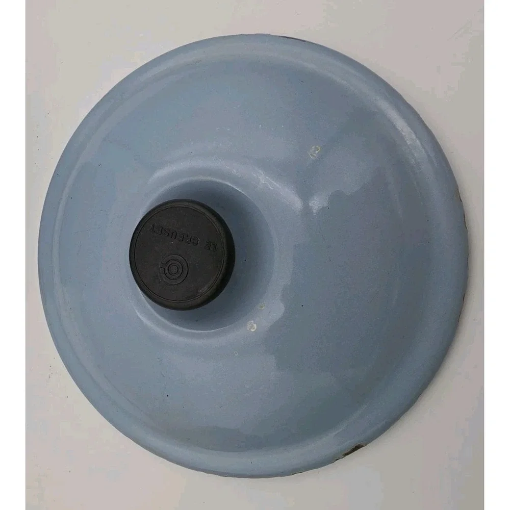 Vintage Le Creuset Cast Iron Light Blue #16 1 Qt Sauce Pot w/Spout Wood W/Lid